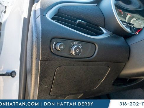 Used 2024 Chevrolet Malibu LT image 17