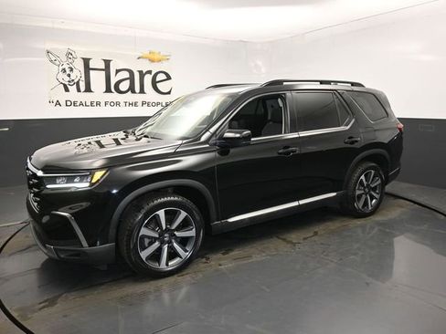 Used 2023 Honda Pilot Touring image 36