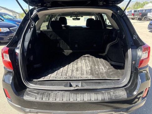 Used 2017 Subaru Outback 2.5i Premium AWD/4WD image 18