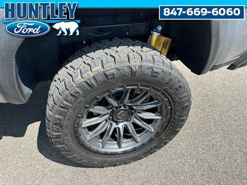 Used 2023 GMC Canyon AT4X AWD/4WD image 8
