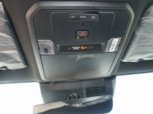 New 2025 Toyota Tacoma TRD Off-Road image 12