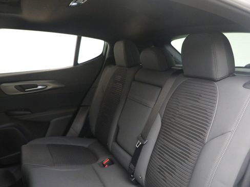 Used 2025 Alfa Romeo Tonale image 22