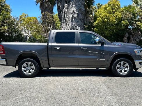 Used 2022 RAM 1500 Laramie AWD/4WD image 2