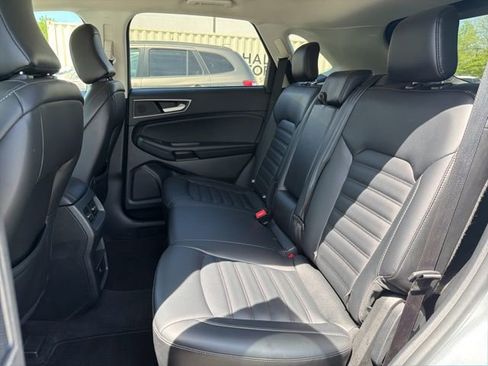Used 2024 Ford Edge SEL image 22