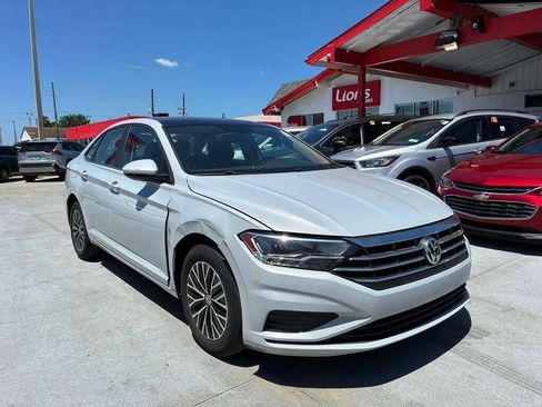 Used 2019 Volkswagen Jetta SE FWD image 7