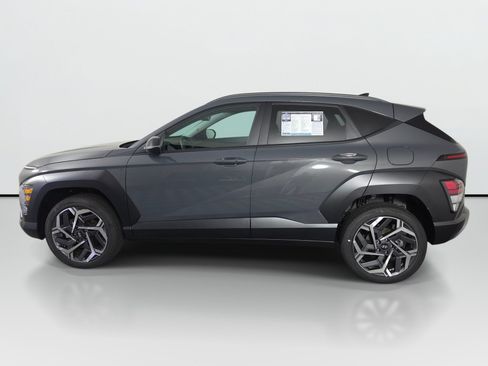 Used 2026 Hyundai Kona SEL Premium AWD/4WD image 2