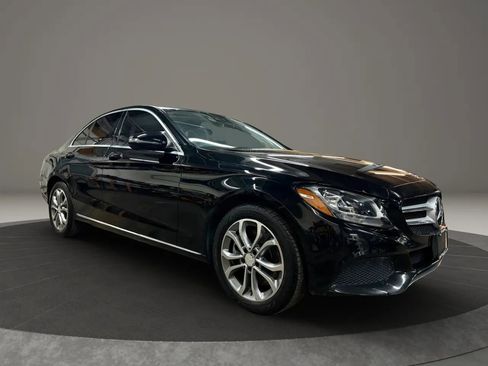 Used 2016 Mercedes-Benz C 300 4MATIC Sedan image 2