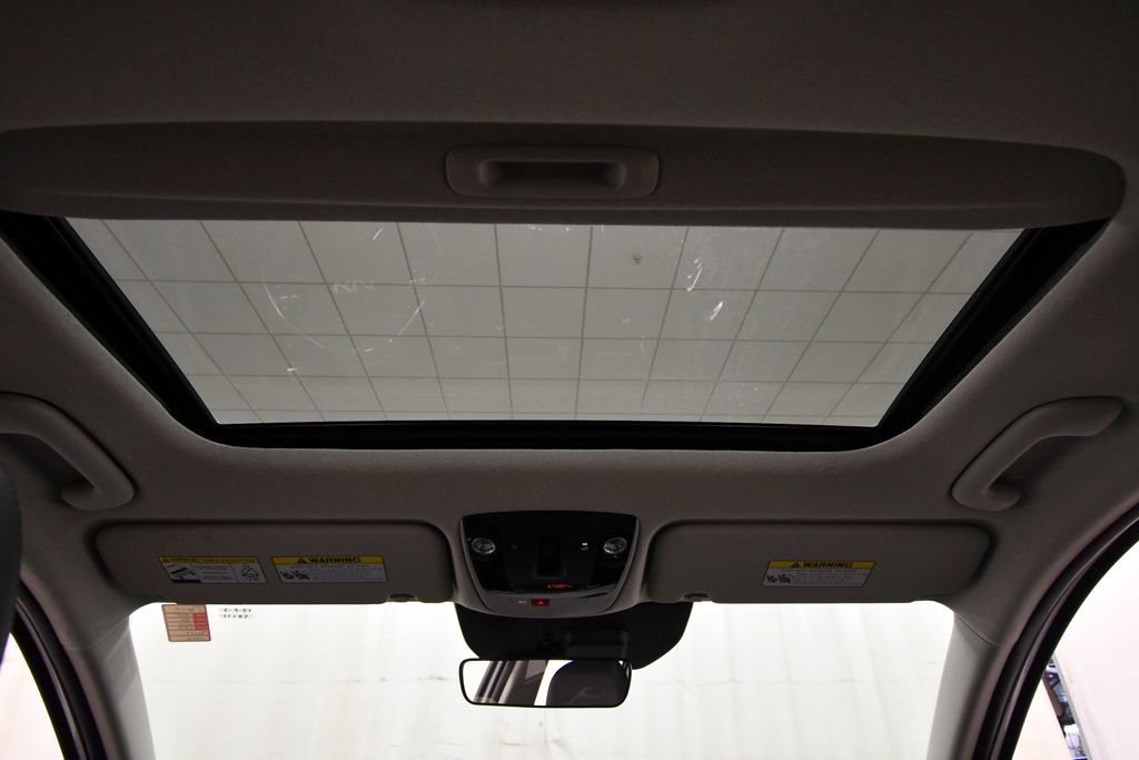 Certified 2025 Kia Niro EX Touring FWD image 17