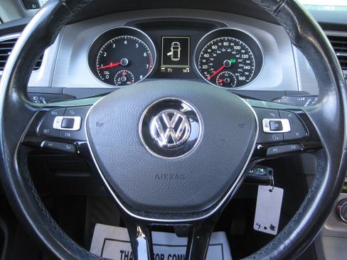 Used 2015 Volkswagen Golf S FWD image 26