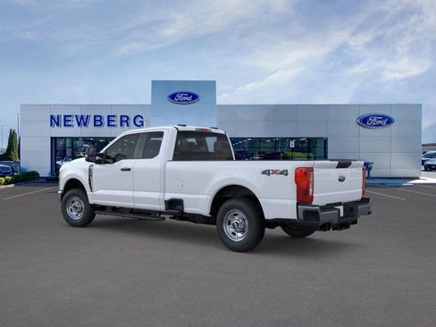 New 2026 Ford F250 XL w/ XL Chrome Package image 6