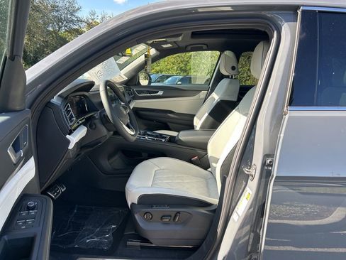 New 2026 Volkswagen Atlas Cross Sport SEL Premium R-Line AWD/4WD image 15