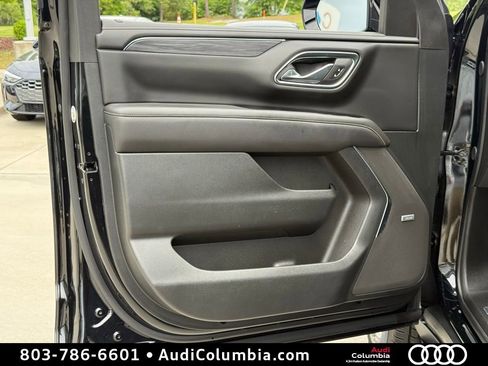 Used 2024 GMC Yukon SLT w/ SLT Premium Package AWD/4WD image 23