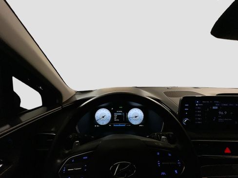 Used 2022 Hyundai Santa Fe SEL w/ Convenience Package image 7