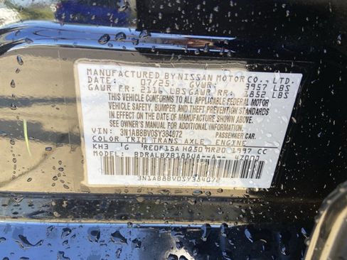 Used 2025 Nissan Sentra S FWD image 33