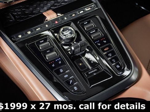 Used 2025 Aston Martin DBX 707 image 28