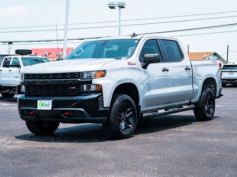 Used 2019 Chevrolet Silverado 1500 Custom Trail Boss w/ Custom Convenience Package AWD/4WD image 7