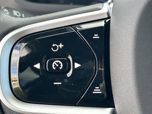 New 2026 Volvo XC90 B5 Core image 24