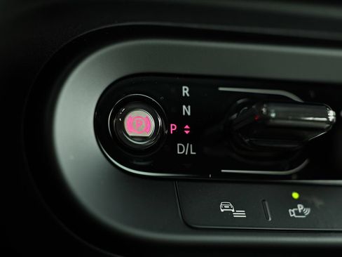 New 2026 MINI Cooper 4-Door Hardtop FWD image 41