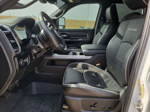 Used 2024 RAM 2500 Laramie w/ Sport Appearance Package image 19