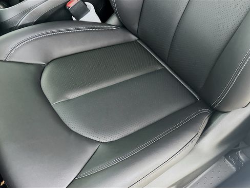 Used 2026 Chrysler Pacifica Select AWD/4WD image 23
