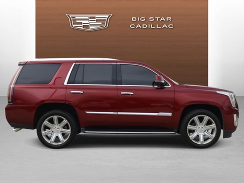 Used 2018 Cadillac Escalade Luxury image 6