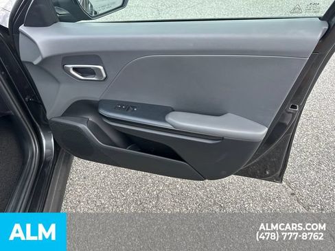 Used 2025 Kia K4 FWD image 16
