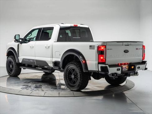 New 2026 Ford F250 Lariat w/ Black Appearance Package AWD/4WD image 2