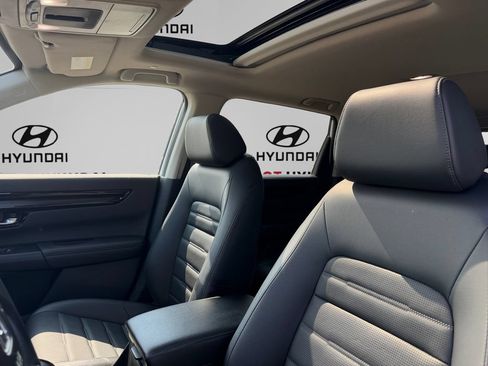 Used 2024 Honda CR-V EX-L image 9