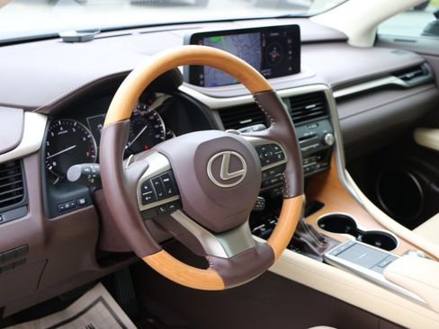 Used 2020 Lexus RX 350 AWD w/ Premium Package image 19