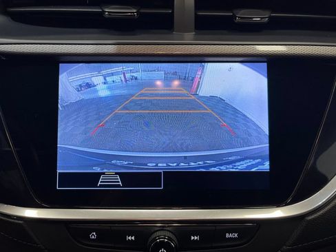 Used 2020 Buick Encore GX Preferred w/ Cold Weather Comfort Package AWD/4WD image 8