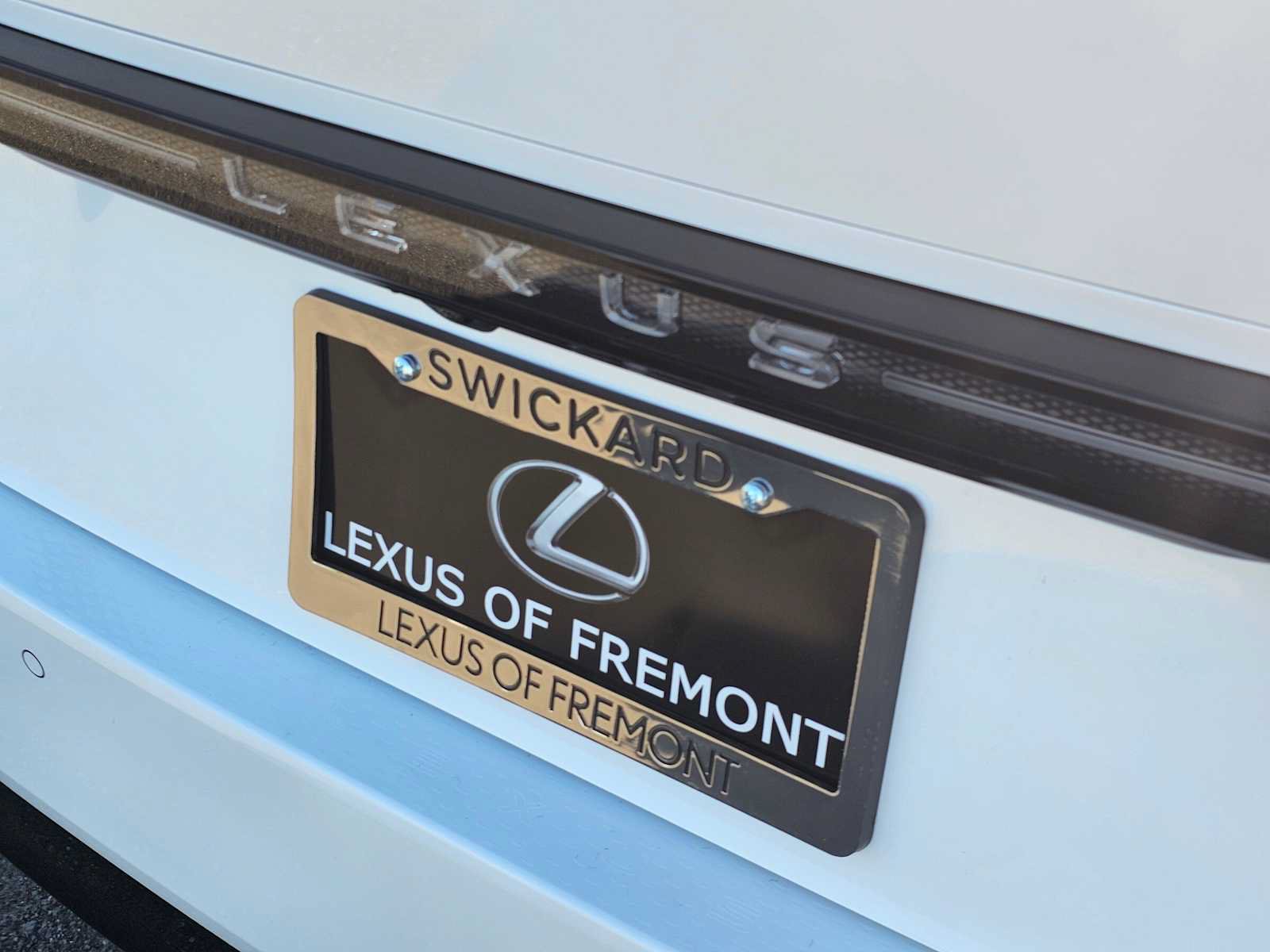 New 2026 Lexus ES 350h FWD image 13