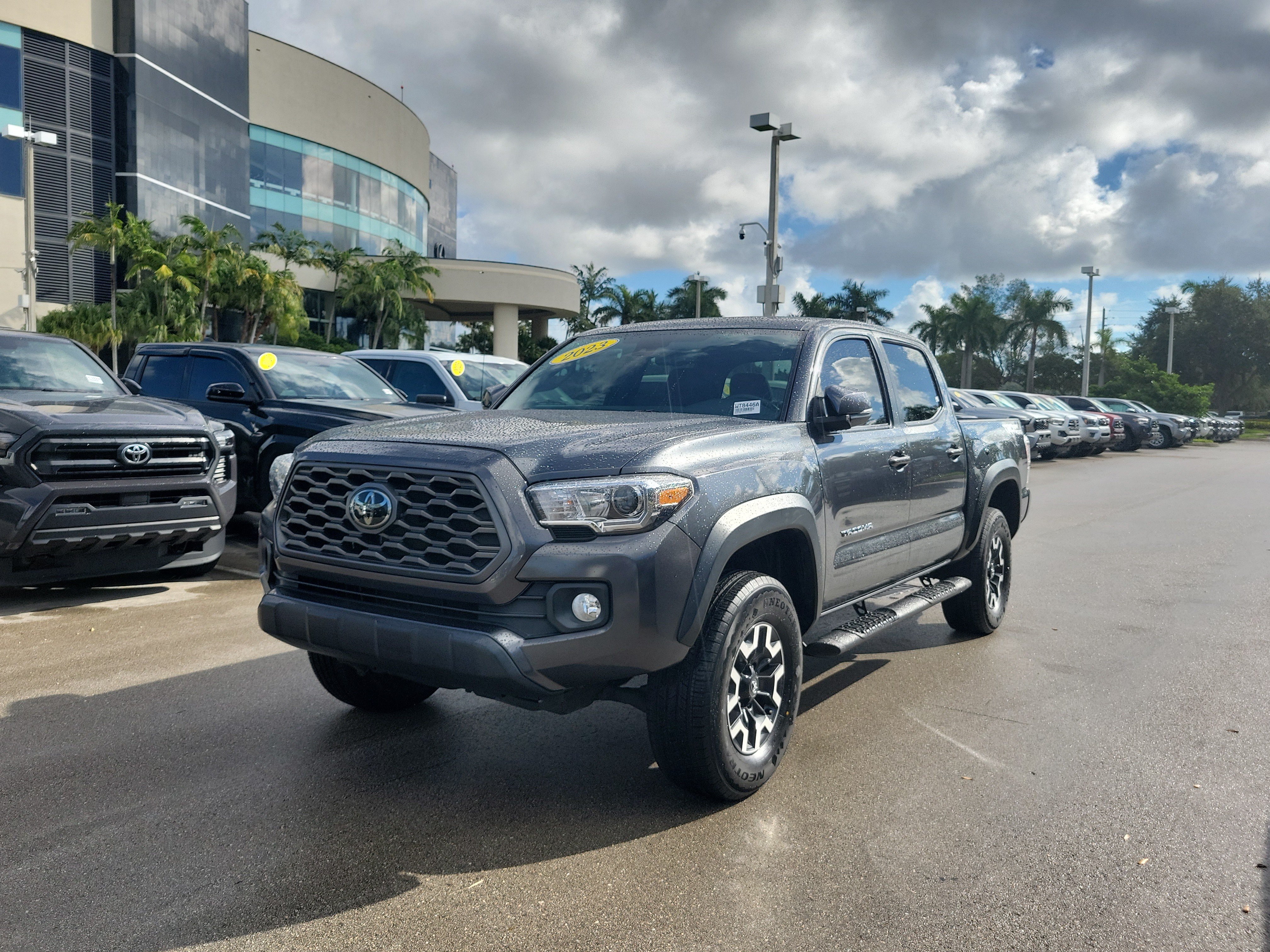 Certified 2023 Toyota Tacoma TRD Off-Road w/ Technology Package RWD image 3
