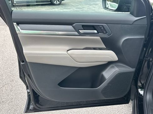 New 2026 GMC Terrain Elevation w/ Technology Package II FWD image 11