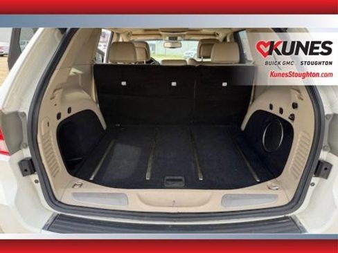Used 2011 Jeep Grand Cherokee Limited w/ Luxury Group II AWD/4WD image 11