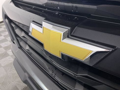 Used 2024 Chevrolet Colorado LT w/ LT Convenience Package III image 32