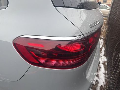 Used 2024 Mercedes-Benz GLS 580 GLS 580 image 9