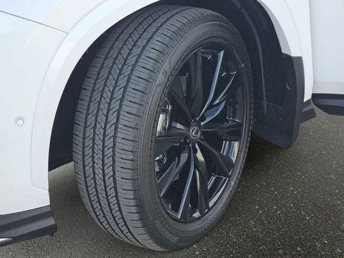 New 2026 Lexus NX 450h+ F Sport image 33