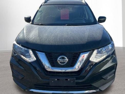 Used 2020 Nissan Rogue SV w/ Premium Package image 9