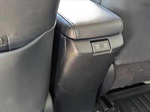 Used 2019 Toyota Prius Limited image 15