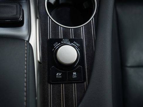 Used 2019 Lexus RX 450h 450h image 26