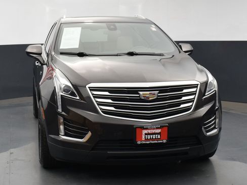 Used 2017 Cadillac XT5 Luxury w/ Driver Awareness Package image 7