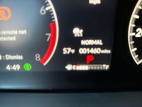 Certified 2025 Honda Pilot Touring image 13