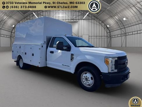Used 2017 Ford F350 XL RWD image 1