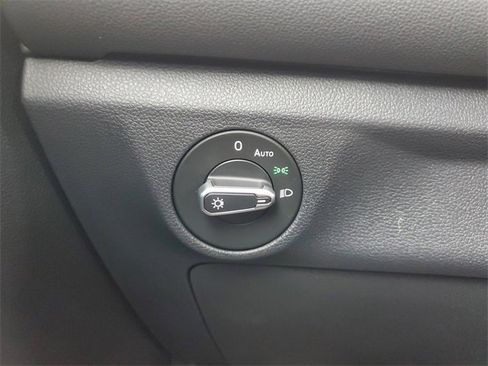 New 2025 Volkswagen Jetta Sport image 27