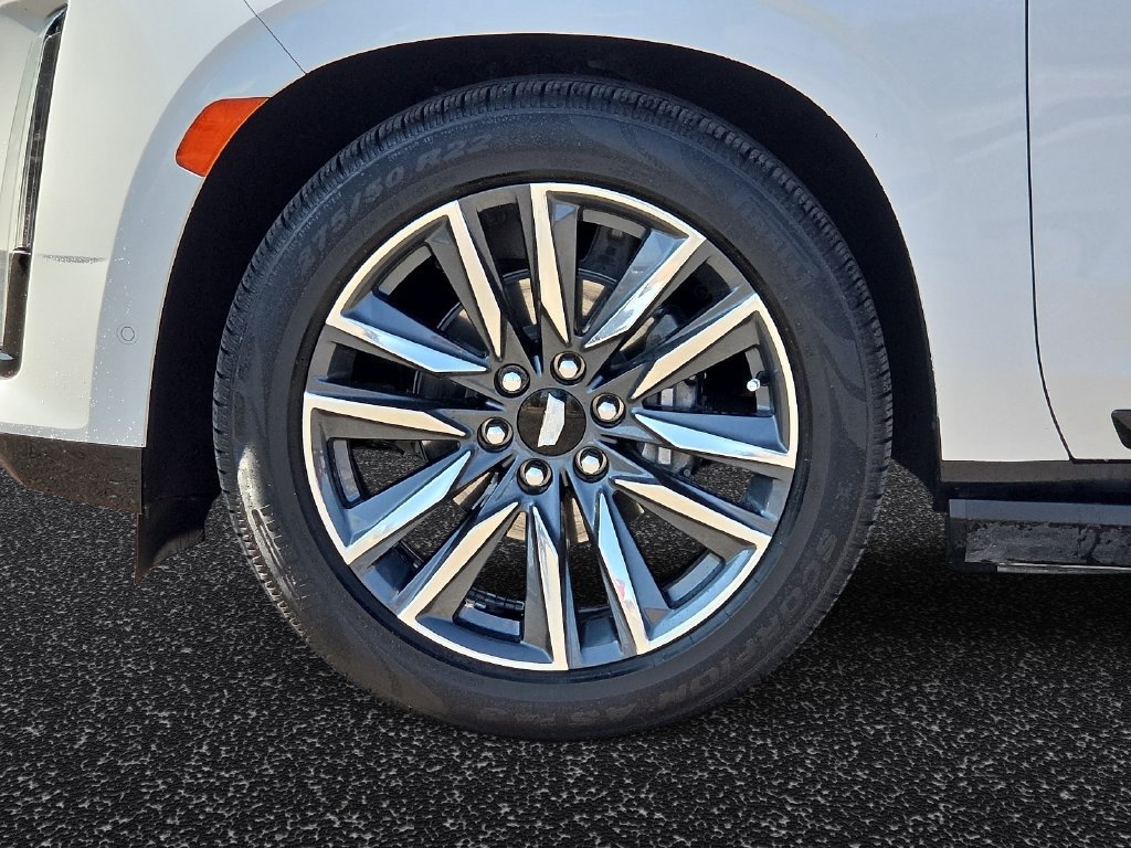 Used 2023 Cadillac Escalade Sport Platinum w/ LPO, Floor Liner Package AWD/4WD image 8