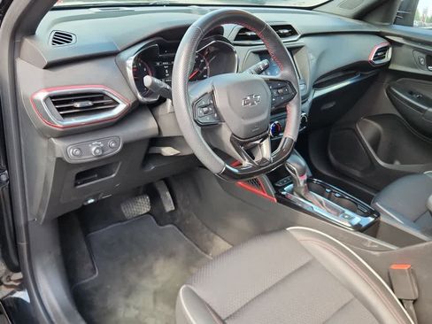 Used 2023 Chevrolet TrailBlazer RS image 13