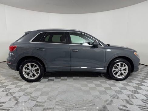 Used 2023 Audi Q3 2.0T Premium w/ Convenience Package AWD/4WD image 8