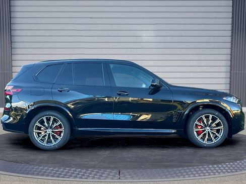 New 2026 BMW X5 xDrive40i w/ M Sport Package image 3