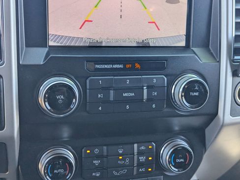 Used 2020 Ford F150 Lariat w/ Equipment Group 502A Luxury AWD/4WD image 22