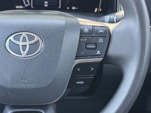Used 2025 Toyota Camry LE FWD image 13